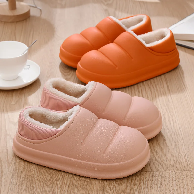 شباشب قطنية دافئة جديدة للخريف والشتاء خفيفة الوزن مقاومة للماء على طراز الخبز للنساء