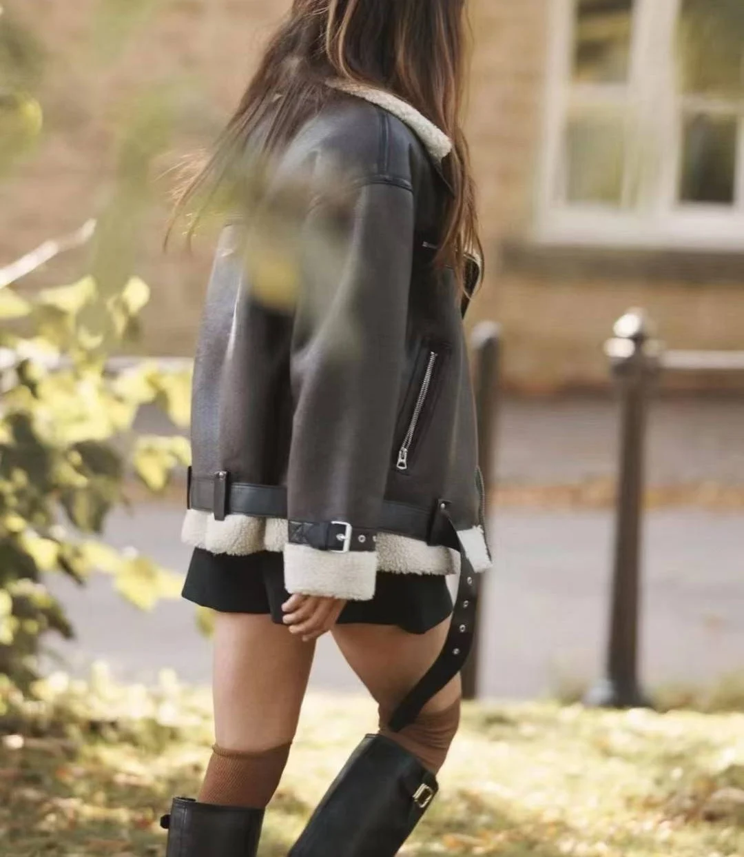 معطف نسائي فضفاض بياقة فضفاضة من الجلد والفراء على الوجهين معطف عتيق طويل Sve للدفء لفصول الخريف والشتاء