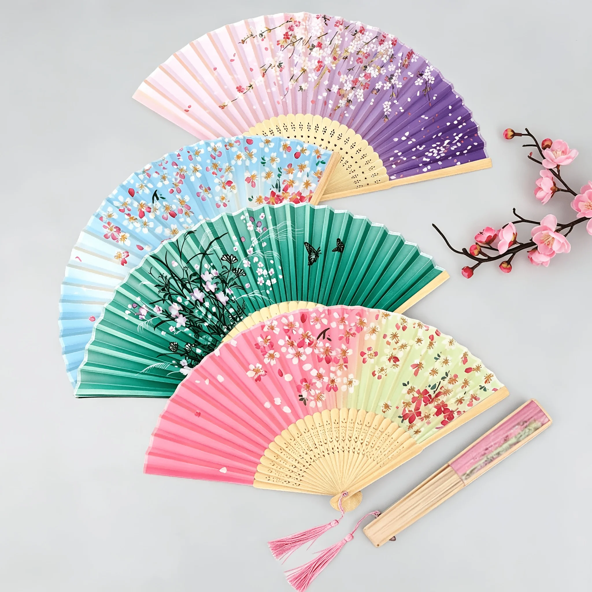 Bamboo printed tassel folding hand fan, portable dance party decoration fan, home decoration, holiday souvenir