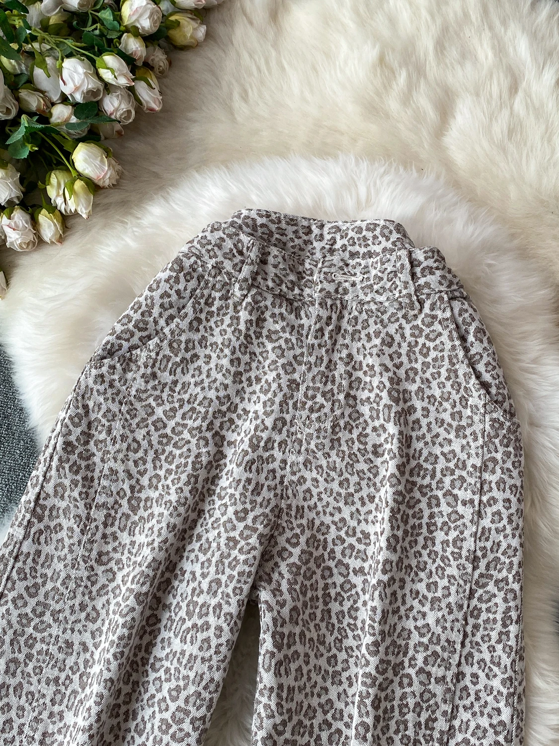 Fashionable Leopard Print Wide Leg Jeans Women's High Waist Slimming Hip Covering Straight Leg Pants Korean Style Commute Wind