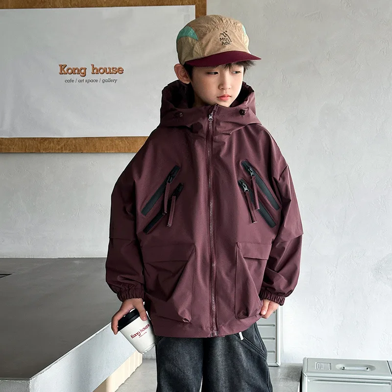 

The 2025 New Boys' Autumn Cargo Jacket Is Available In Medium And Large Sizes For Children And Has A Stylish Design