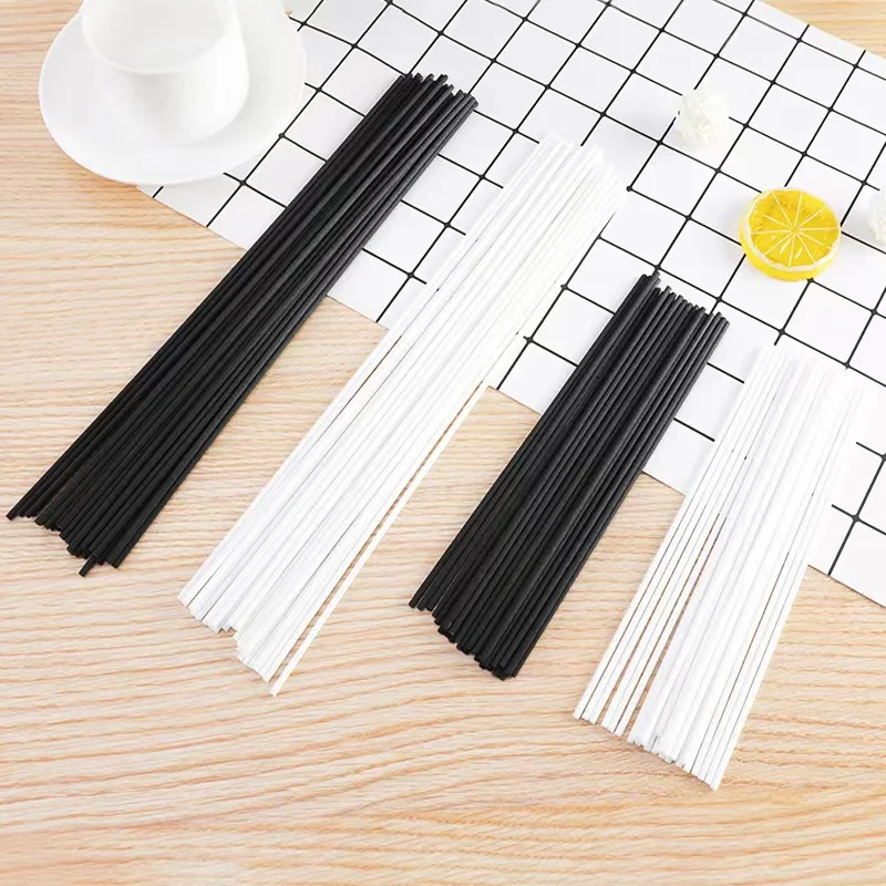 100PCS L50/40CM X 5/4/3MM Black and White Reed Diffuser Accessories Volatile Fiber Sticks,Essential Oil Replacement Rattan Stick