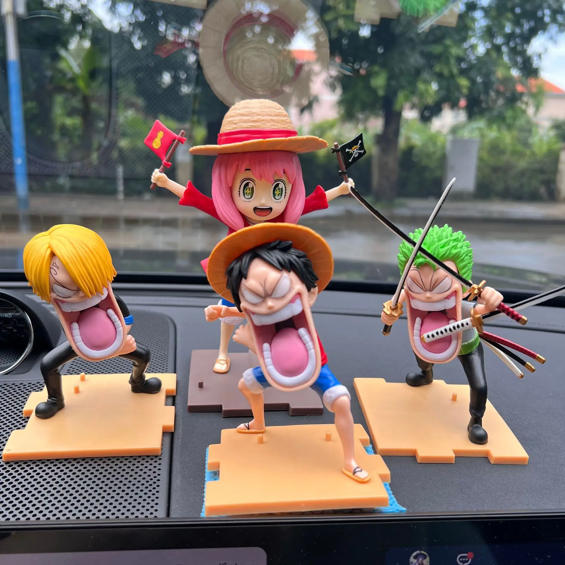 One Piece Anime Fig…