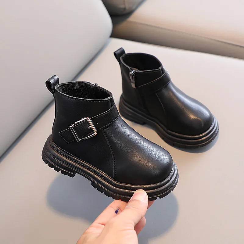 

2025 Autumn New Kids Ankle Boots Soild Color Versatile Children Short Boots Side Zipper Boys Girls Leather Boots Casual Soft