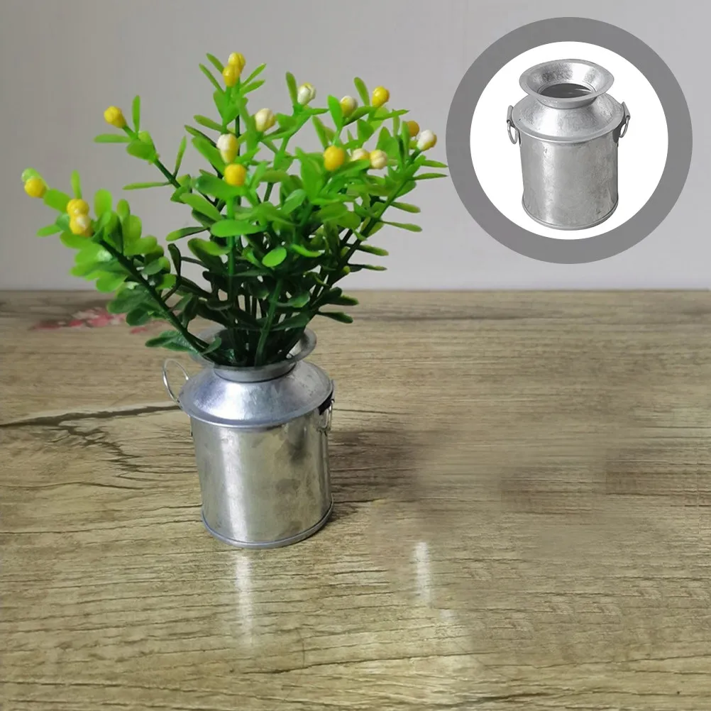 Mini Metal Bucket Vintage Rustic Succulent Planter Floral Vase for Indoor Outdoor Decor Small Iron Flower Pot Table Windowsill