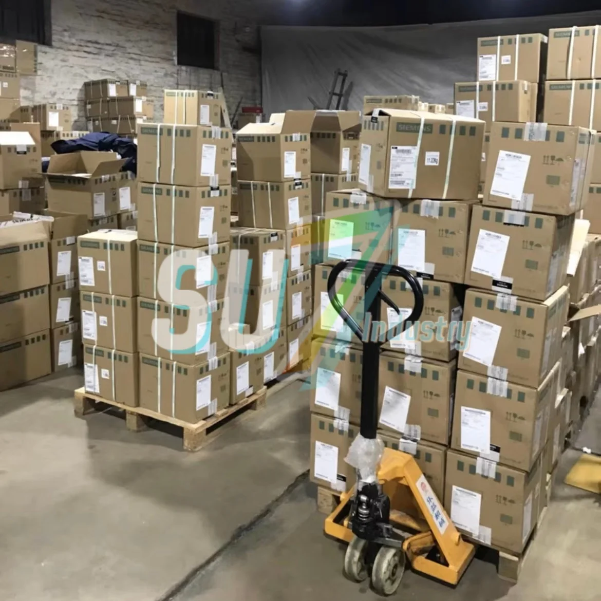 6ES7132-6HB01-0BA0 PLC Module  new in box