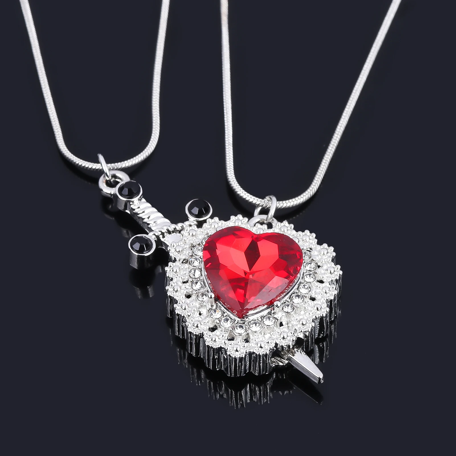 Creative Gothic Necklace One Arrow Through The Heart Color Couple Pendant Red Rhinestone Heart Dagger Necklace Good Friend Gift