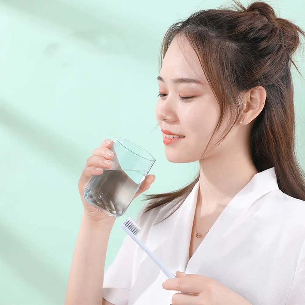 

1Pcs Transparent Travel Toothbrush Cup Durable Toothpaste Case Portable Compact Space-Saving Travel Storage Holder