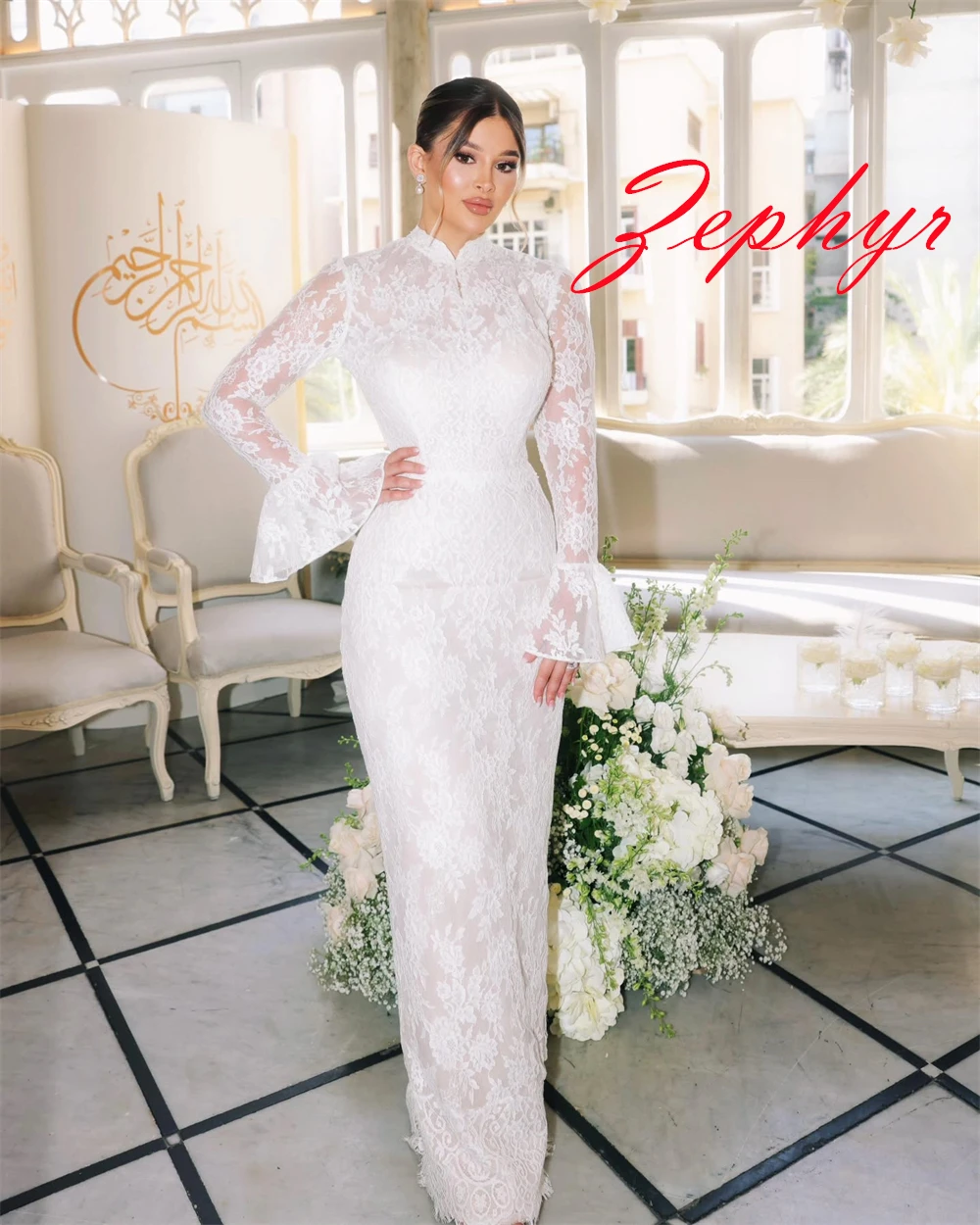 

Customized Exquisite White Lace Wedding Dress Elegant Crew Neck Long Sleeves Bridal Gowns Chapel Train Buttons Back Dress