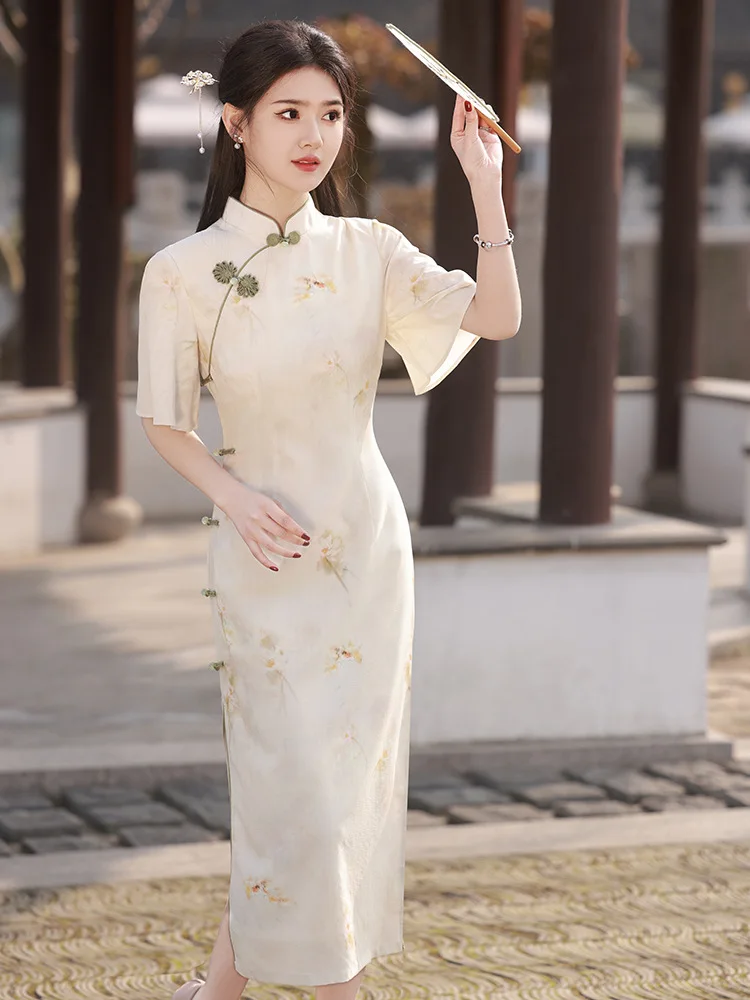 

Traditional Chinese Style Dress Sexy Slim Split Qipao Women Silky Cheongsam Casual Summer Daily Dresses