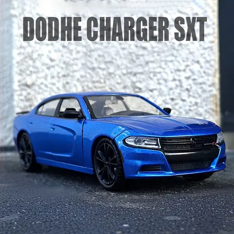 Motormax 1:24 Dodge Challenger SXT 2023 Modello di auto in scala in lega Diecast in metallo Collezione statica Bambini Auto giocattolo Veicoli Regali