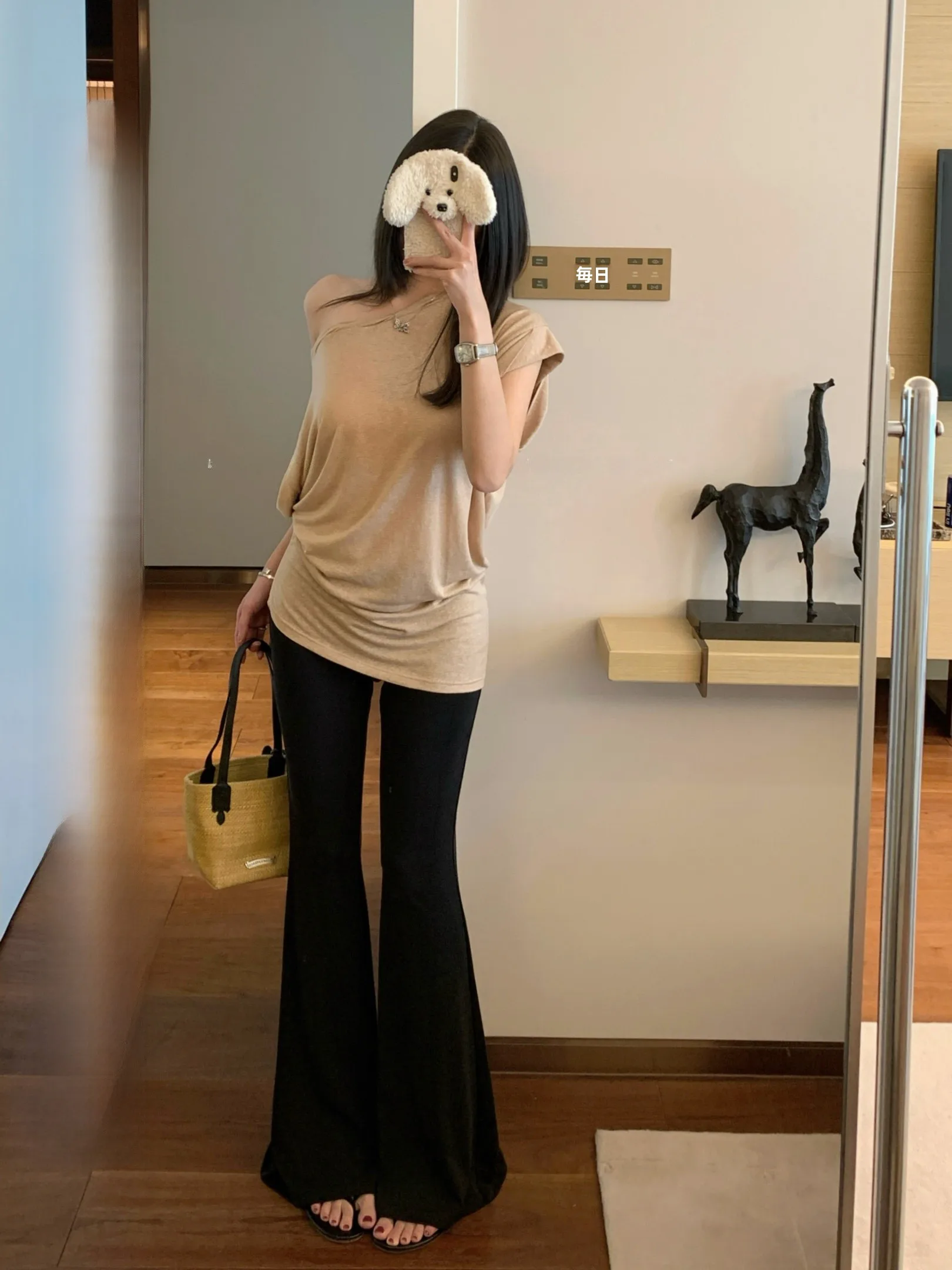 

Ego Studio T-Shirt Women's Loose Fit Short Sleeve Lyocell Linen Blend Casual Style Drapey Ice Sensation Slouchy Shoulder Design