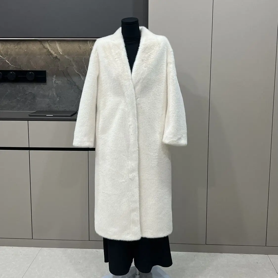 

Faux Fur Mink Coats Womens Fully Vacation Mother Emo Cute Split-Side Buttoned Hemline Slender Monochromatic Plush Outerwear Slim