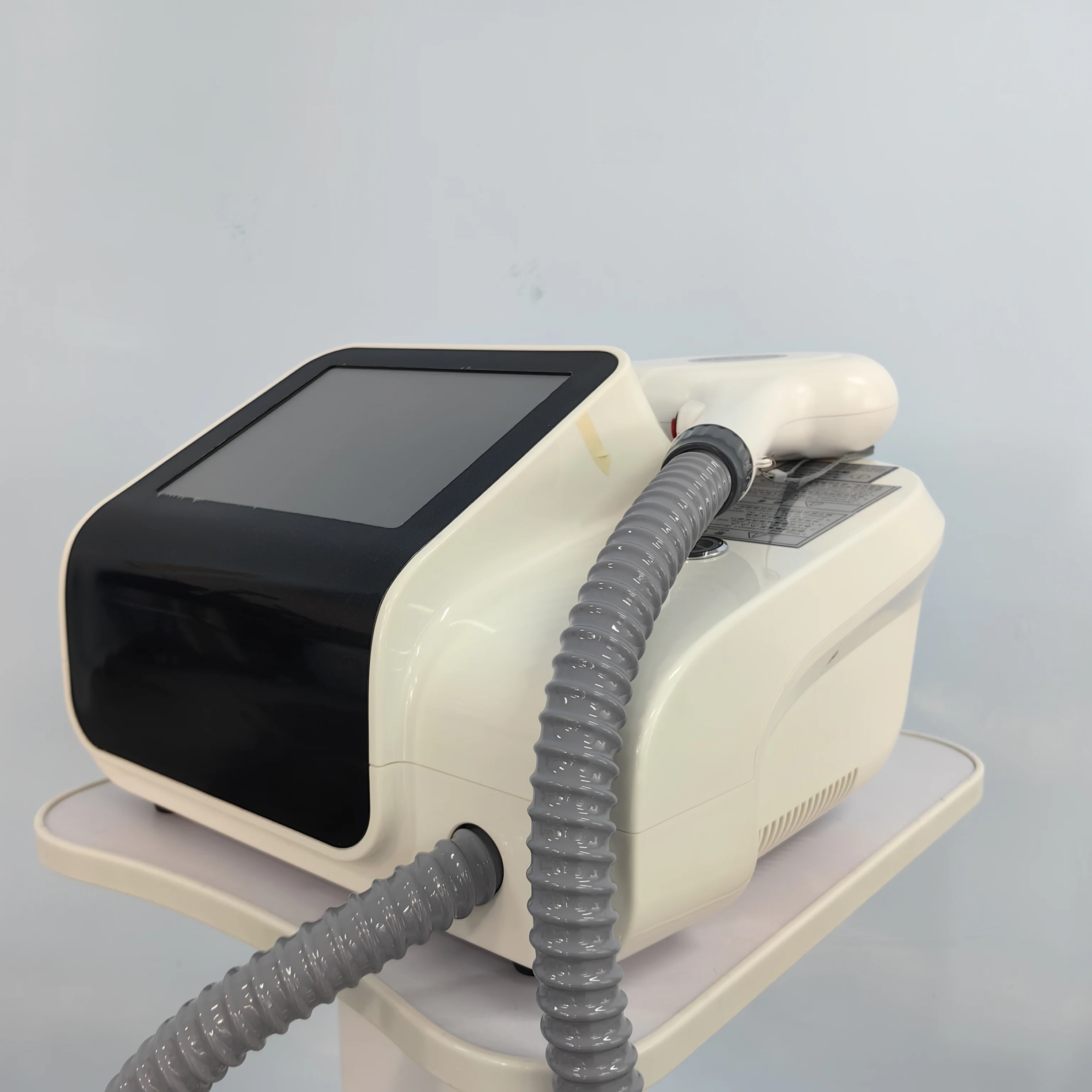 

808nm Laser Diode Hair Removal Machine 3 Wavelength 5000W Icy Handle FAC TEC Permanent Painless Skin Firming Body Care Equipment