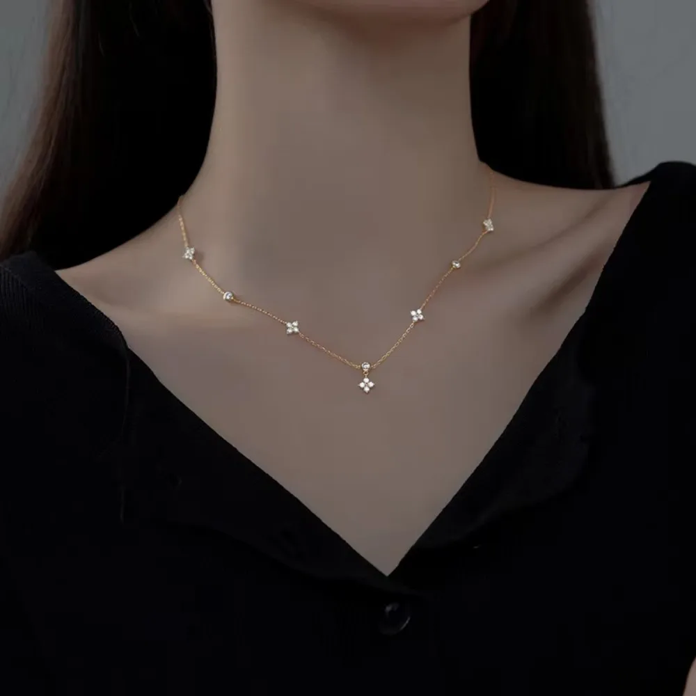 Temperament Trend Four Leaf Zircon Flower Pendant Necklaces for Women Exquisite Stainless Steel Chokers Jewelry Anniversary Gift