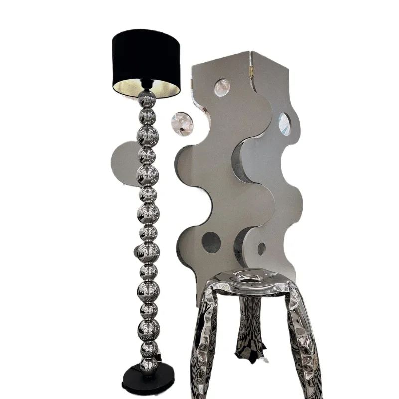 

Floor lamp, high value ins style atmosphere retro new living room light luxury bedroom desk lamp