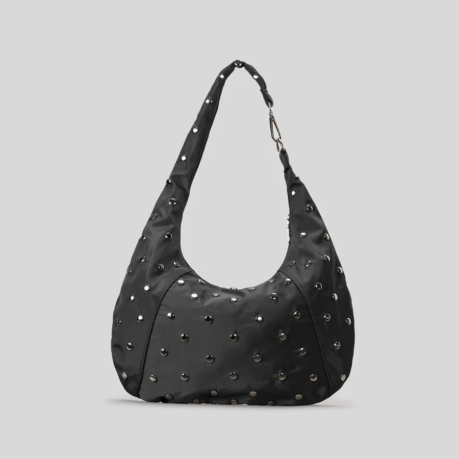 Fashion Rivet Hobos Women Shoulder Bags Punk Oxford Halfmoon Handbags Trend Lightweight Large Capacity Underarm Bag 2025