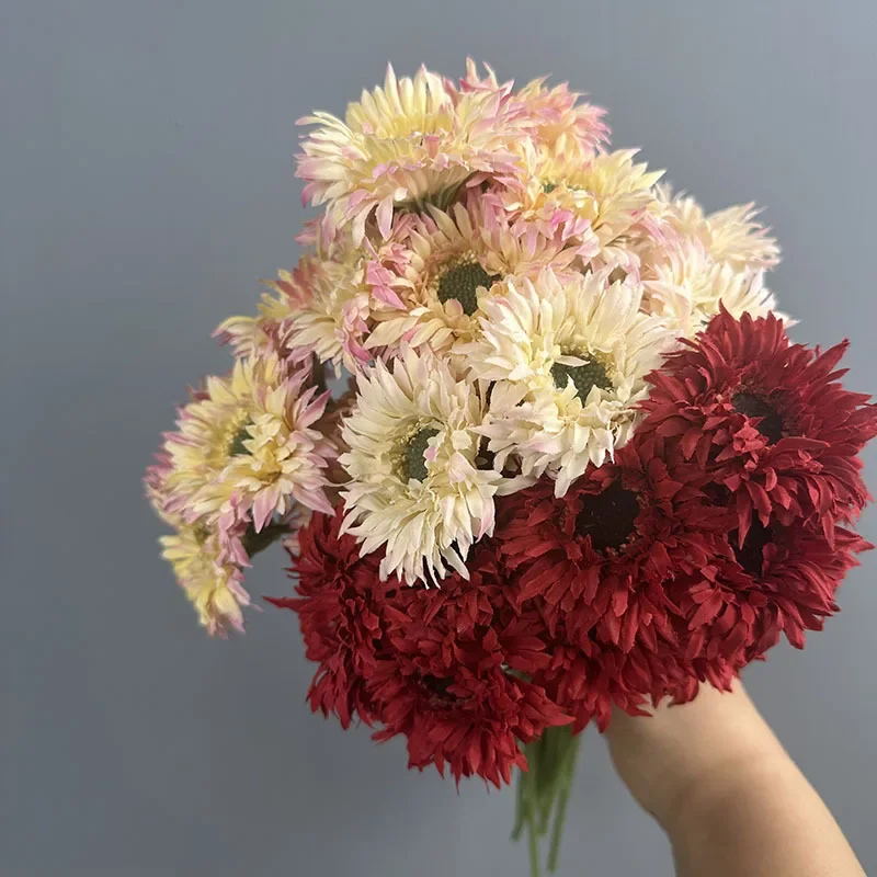 10 Stück Simulierte Gerbera-Bündel Seiden-Kunstblumen Hotel-Dekoration Rote Gebürstete Chrysanthemen Künstliche Blumen für Hallendekoration – Detail 24