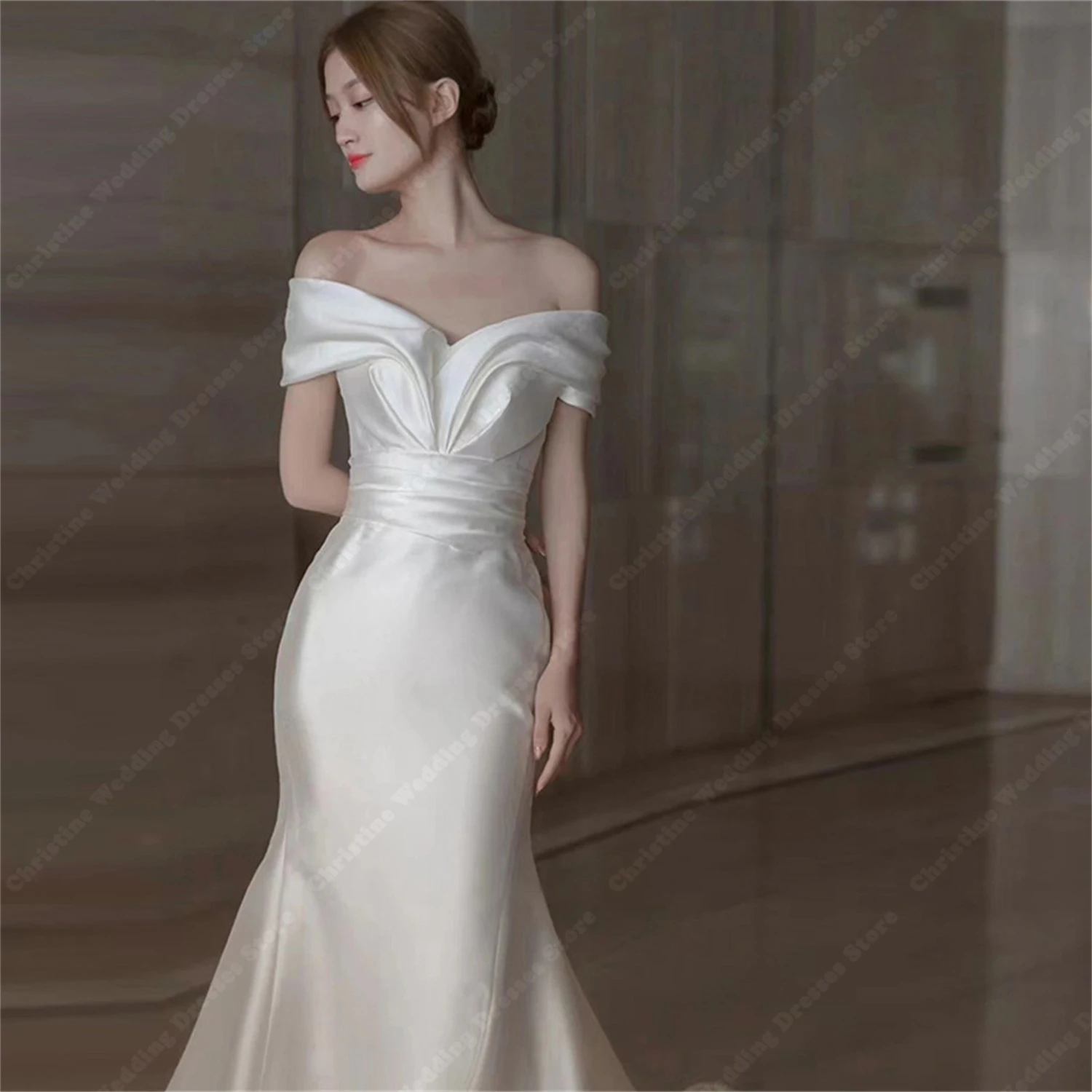 Graceful Satin Wedding Dresses Finish Pleated Off The Shoulder Bridal Gowns Sexy Mermaid Wrap Buttocks Mopping Length Women Robe