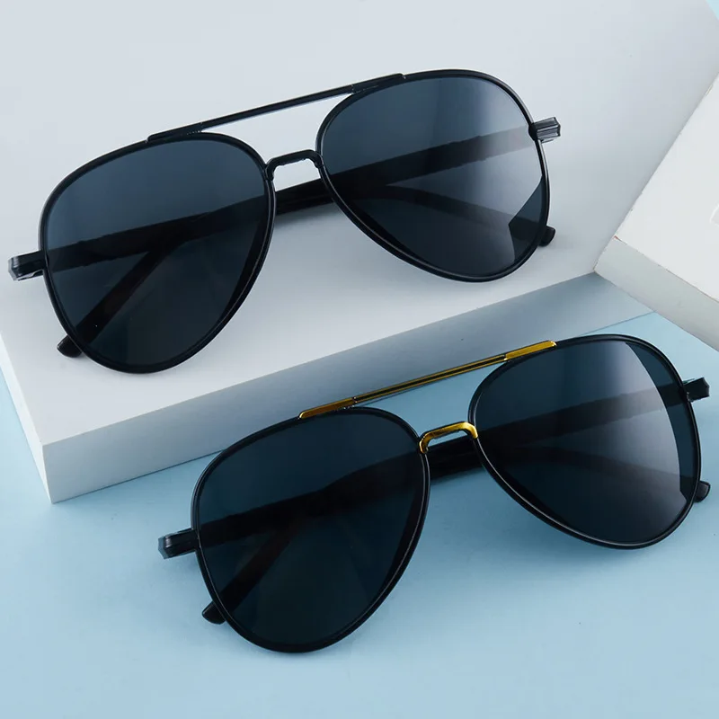 

Classic Sunglass for Men Aviator Oversized Frame Outdoor Sports Anti-UV Driving Sunglasses Glasses UV400 Wome Eyewear