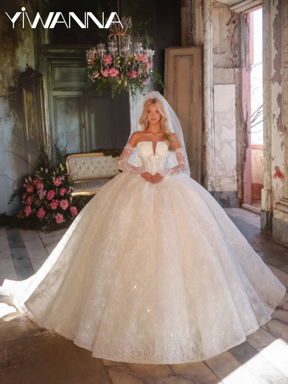 

Dreamy Beaded Lace Wedding Dress Detachable Sleeve Gorgeous Long Bridal Gown Customized Strapless Elegant Dresses For Bride