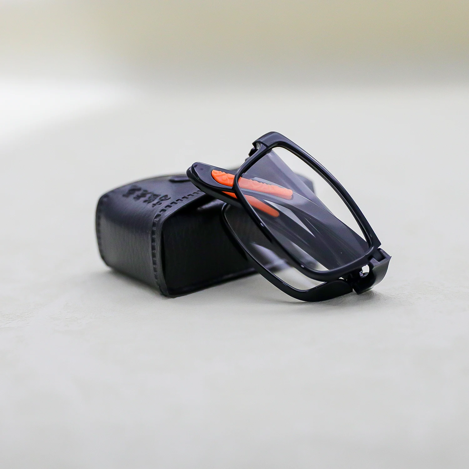 3 Stück faltbare Lesebrille für Männer und Frauen, klassische Brillen, angenehm zu tragen, praktisches Tragen, Geschenk-Brillenetui – Detail 13