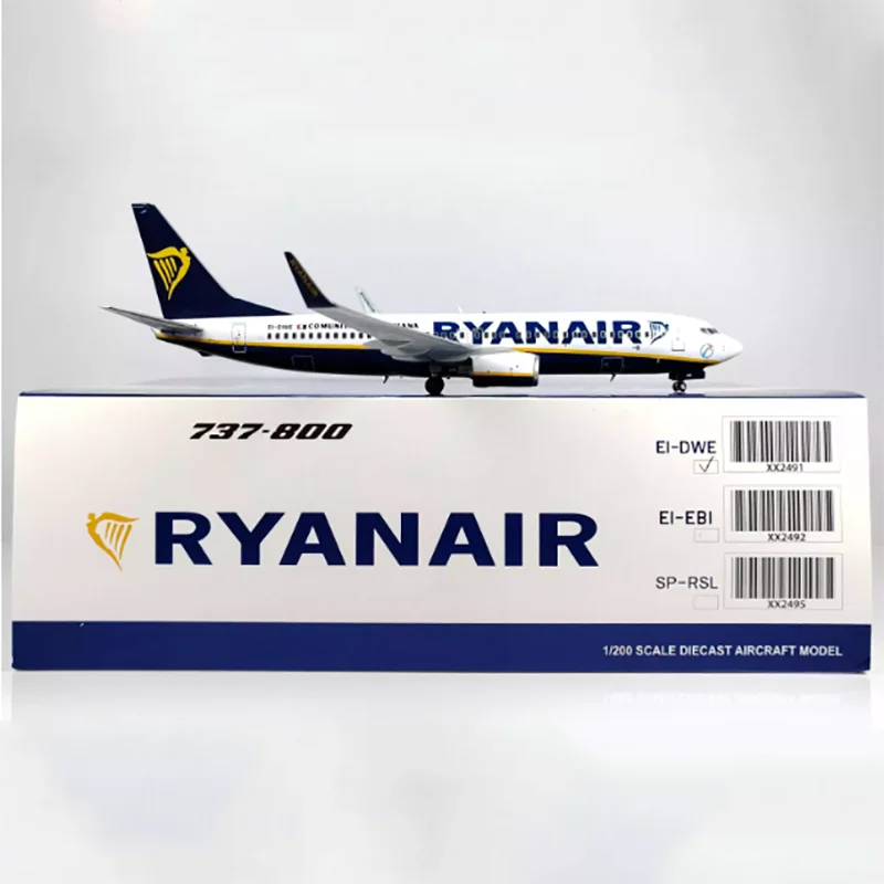 JC Wings Diecast 1:200 Scale Ryanair B737-800 EI-DWE Aircraft