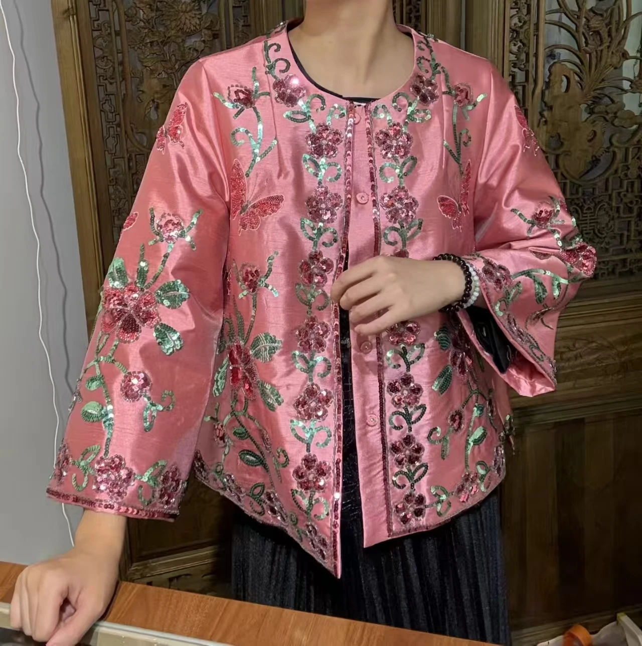 الربيع/الخريف جديد الراقية تصميم حصري رائعة مطرزة الترتر + زهرة فراشة زر مخفي معطف الحرير للنساء #3