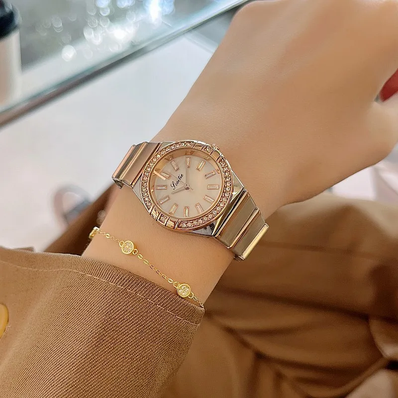 Luxury Brand 2024 Women's Quartz Watch Fashion Stainless Steel Crystal Diamond Accented Simple Design Ladies Timepiece