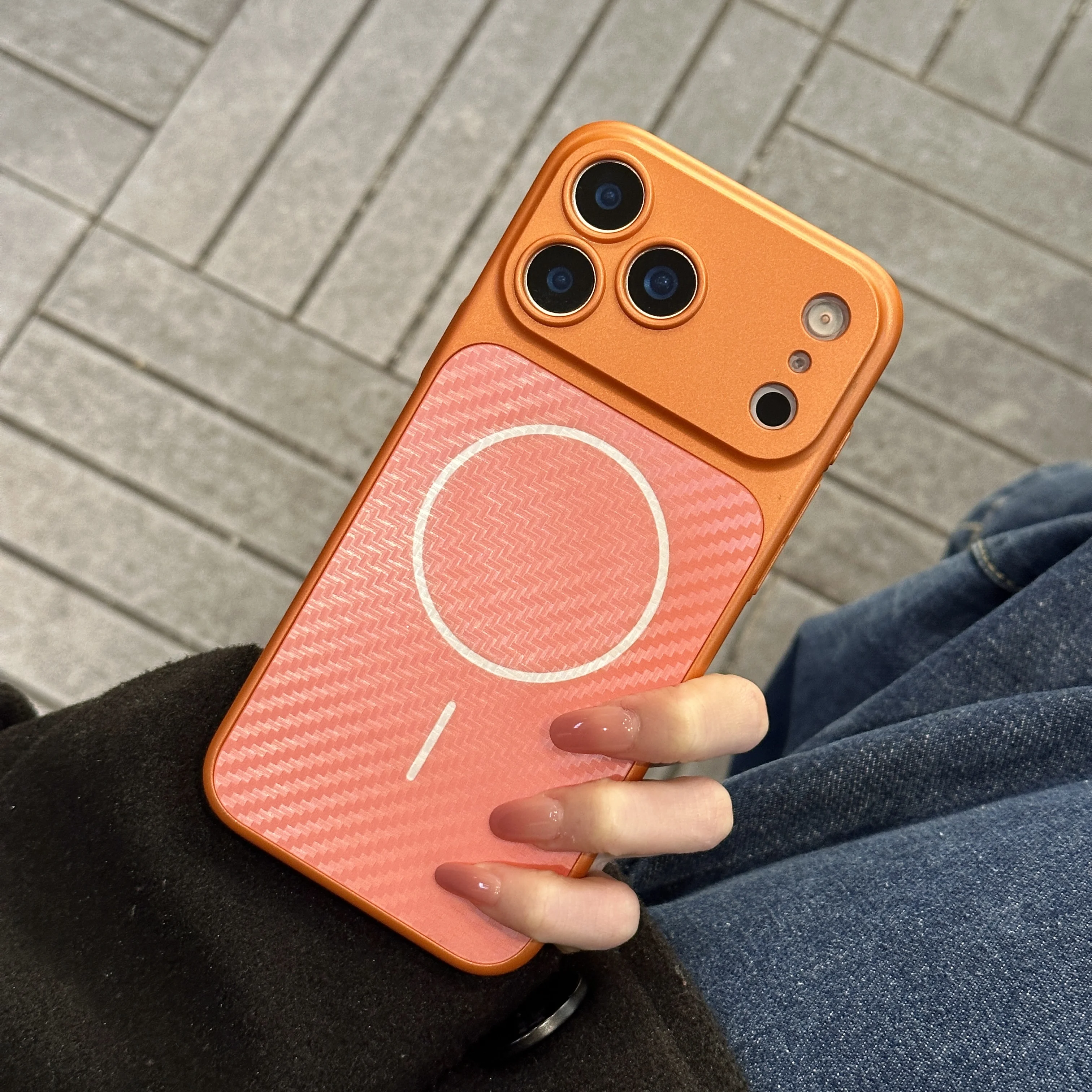 

Luxury Magnetic Carbon Fiber Texture Plastic Phone Case for iPhone 17 16 15 14 13 Pro Max Plus For Magsafe Wireless Charge Cover