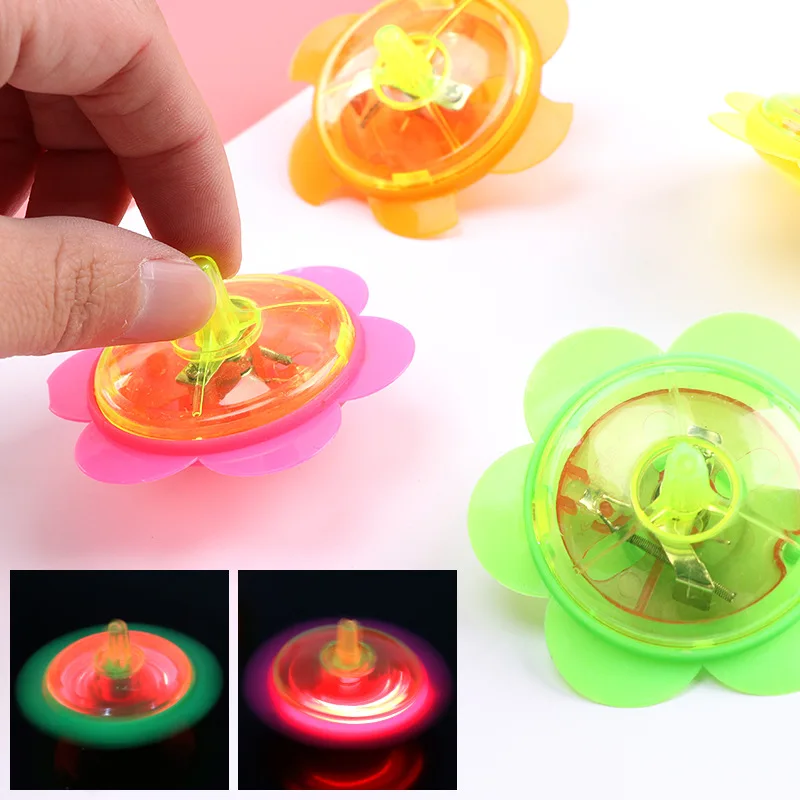 

Children's hand spinning spinning gyro toy mini luminous flashing gyro top with cool color light effect toy
