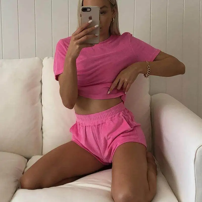 

Повседневный домашний комплект для женщин: однотонная футболка и простые шорты, комплект из двух предметов, удобный, дышащий, из легкого материала