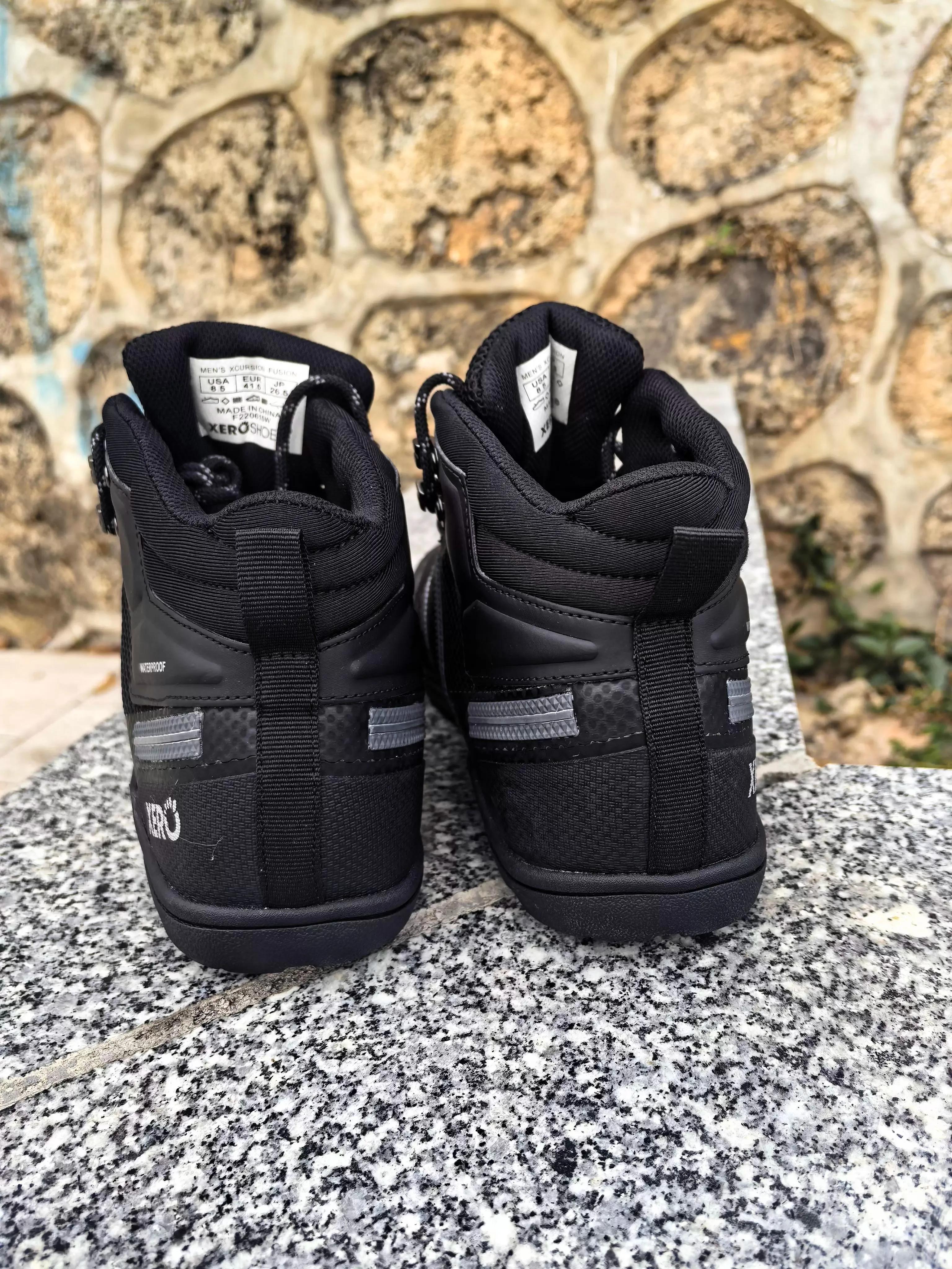 Autumn trail running shoes Men's anti-slip walking and jogging shoes Men's high-top outdoor sports shoes