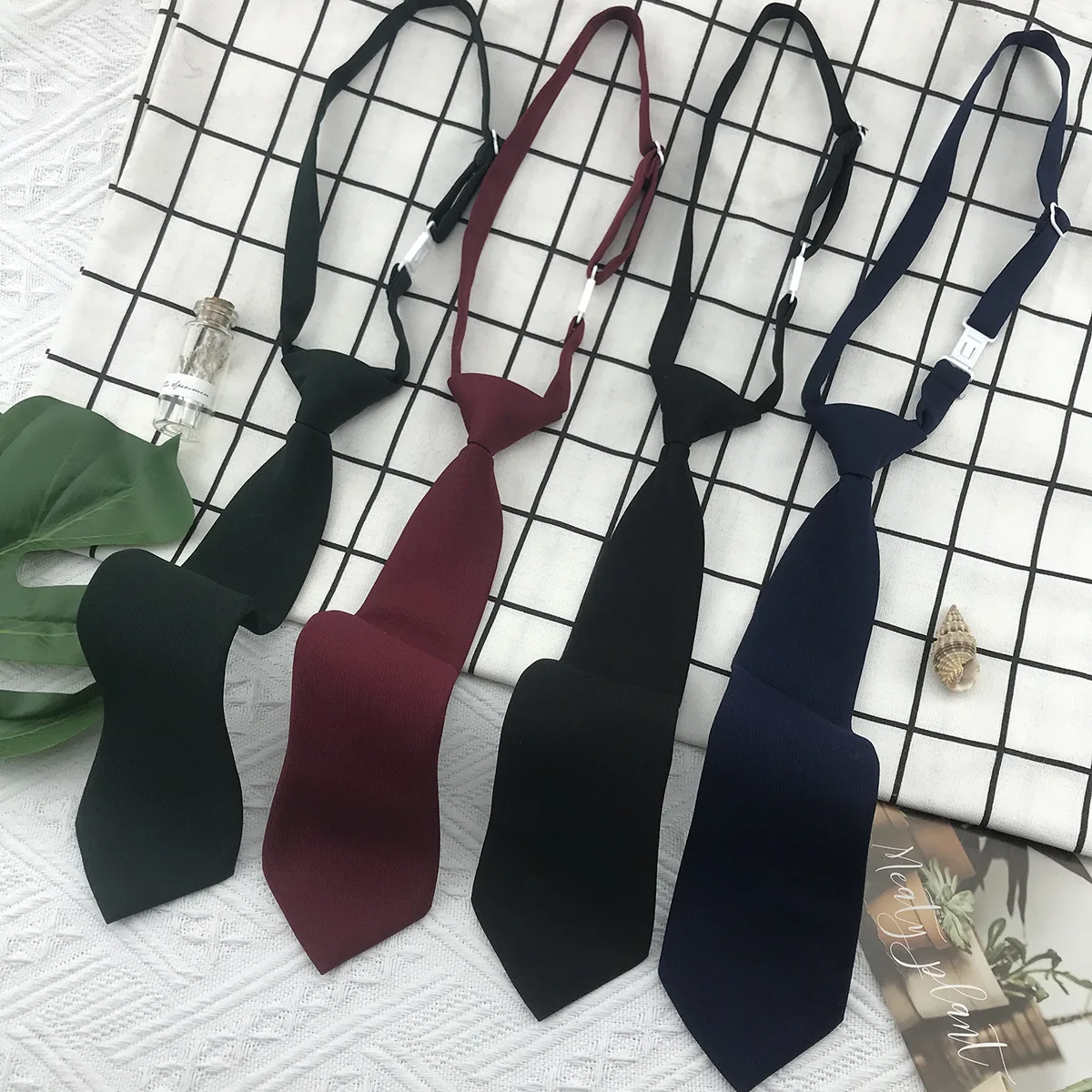 Unisex Tie Free estilo universitário feminino sólido, JK Basic versátil, verde escuro, fosco, azul tibetano, curto, Shengzhou