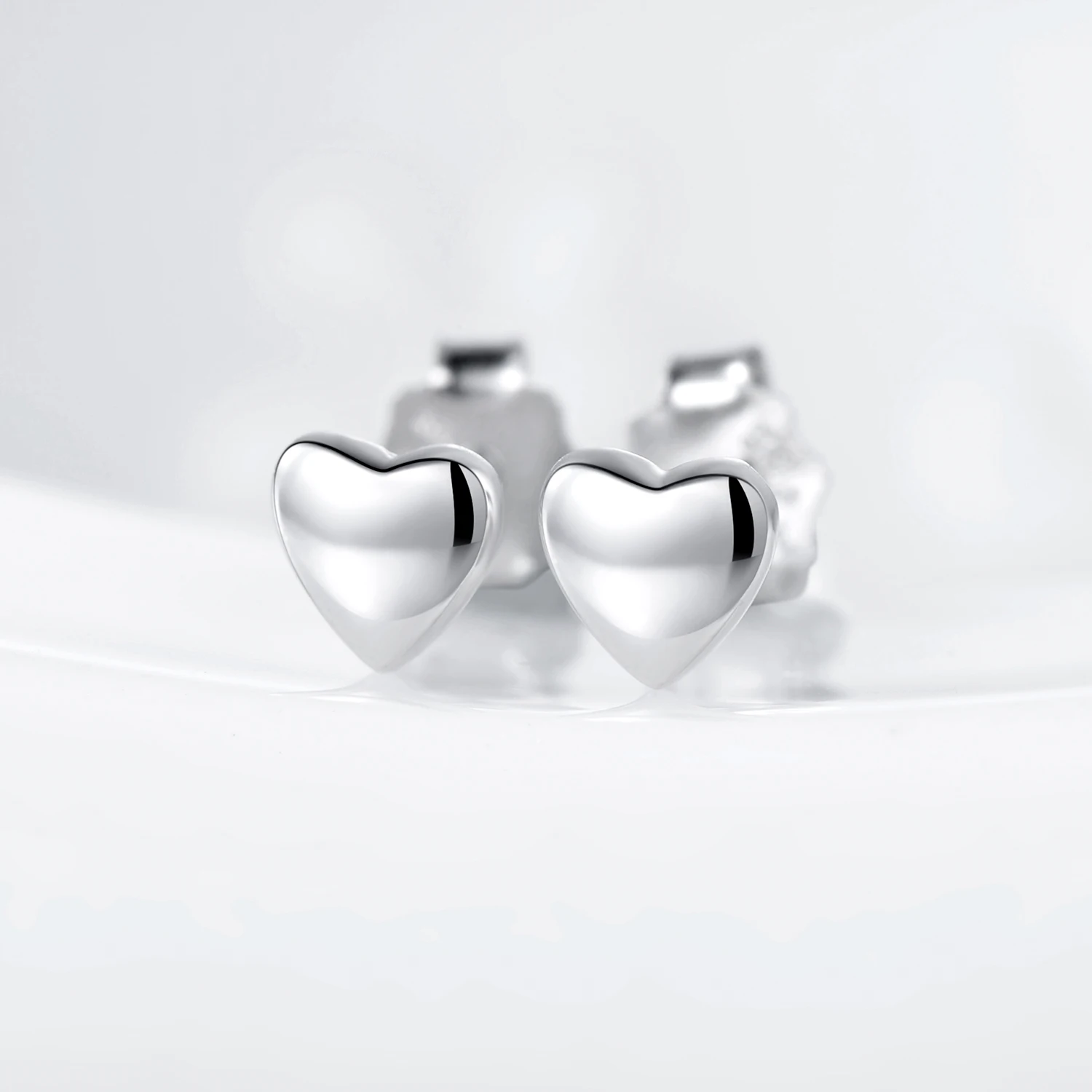 Modian Hot Sale 100% 925 Sterling Silver Cute Small Hearts Stud Earrings For Women Fashion Round Luxury Lightning Fine Jewelry
