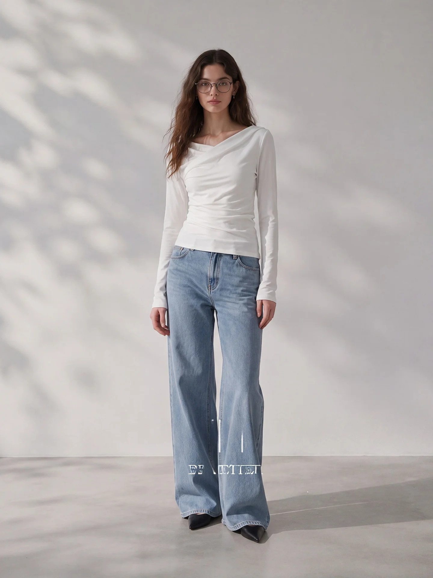HUAAPPUW White Asymmetrical Shoulder Commute T-Shirt Versatile Paper Figure Base Shirt Autumn Season Ladies Casual Wear