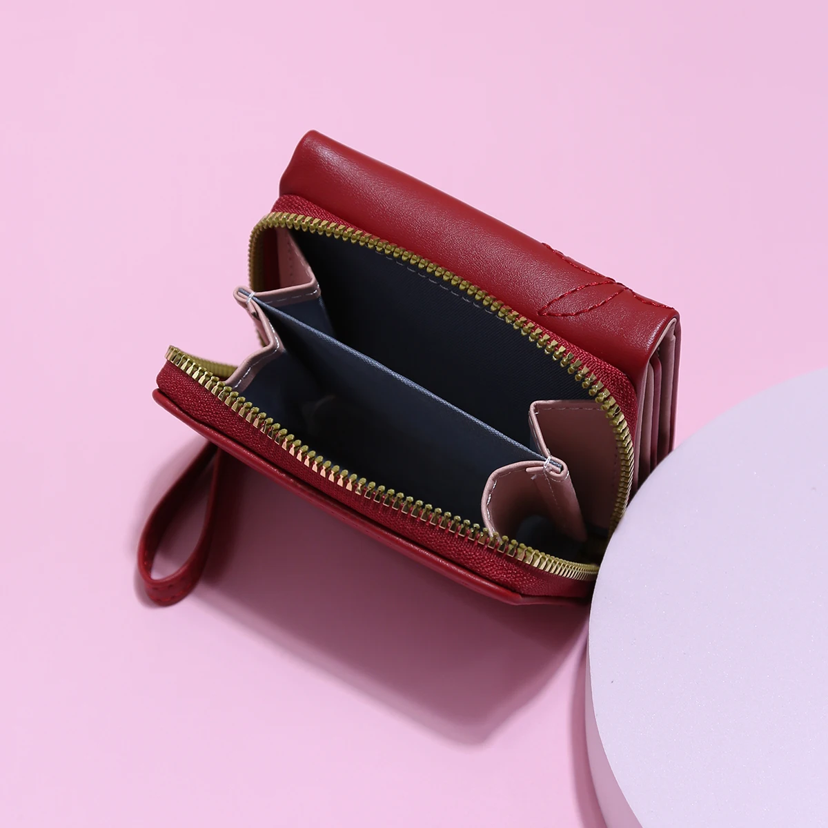 Ladies Compact Tri-Fold Embroidered Wallet Large Capacity Multi-Card Short Wallet Stylish Coin Purse