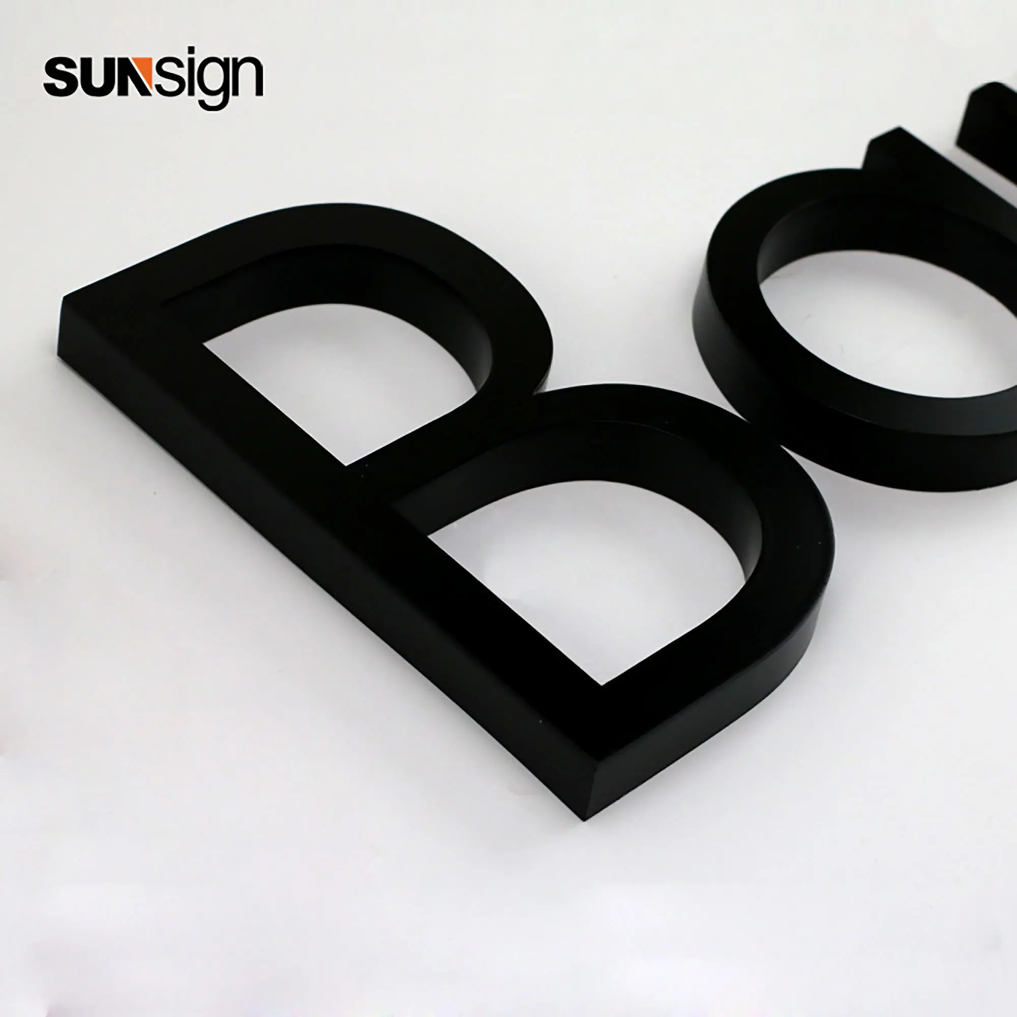 Waterproof Custom Painted Metal Letters 3D Stainless Steel Letter Signage Shop Outdoor Colorful Metal Signs