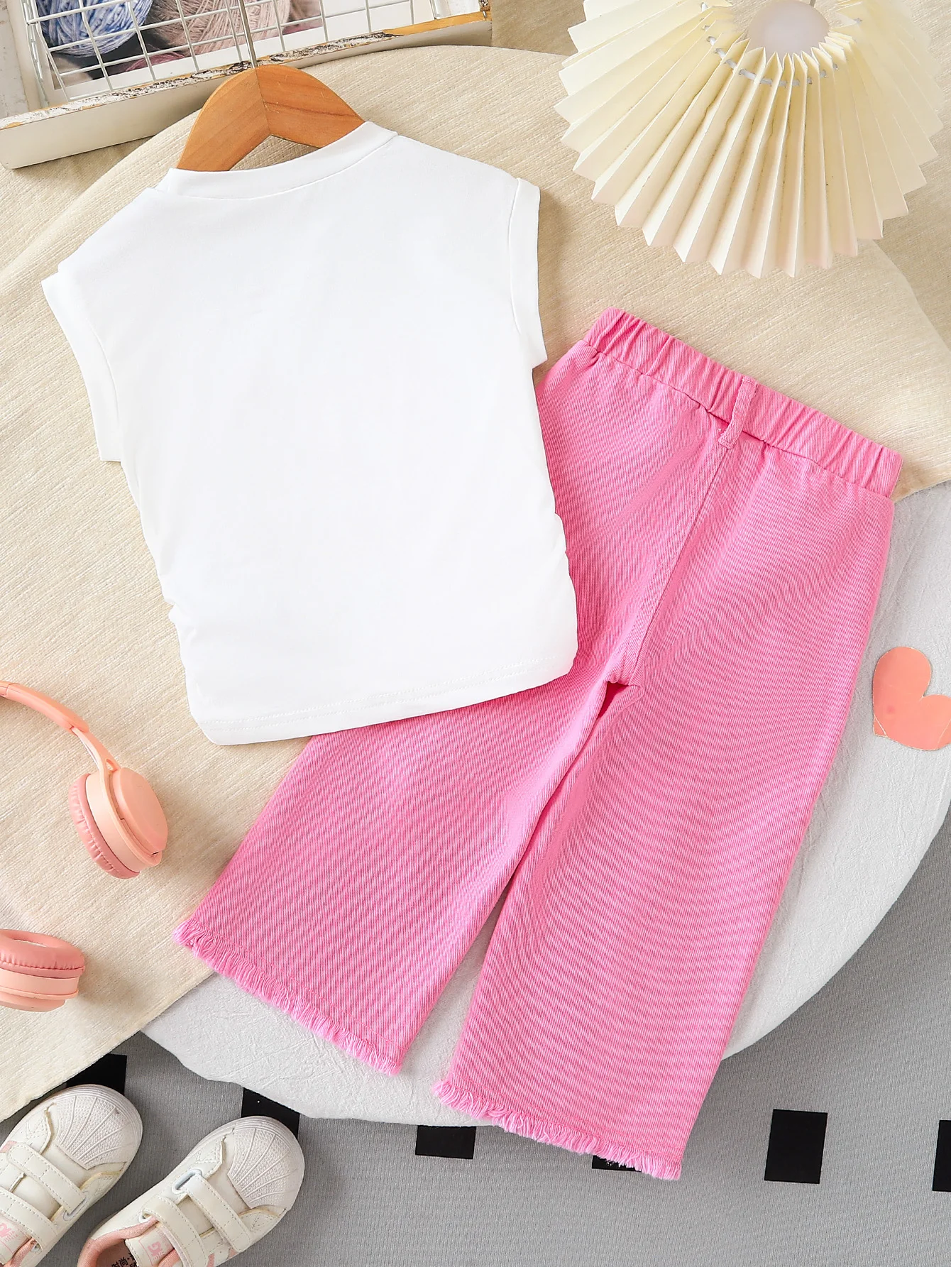 2pcs Summer Girls Heart Print Tank Top + Gradient Denim-Look Pants Set, Sweet Cool Style, Daily/School Wear, 1-3Y, Breathable Fa
