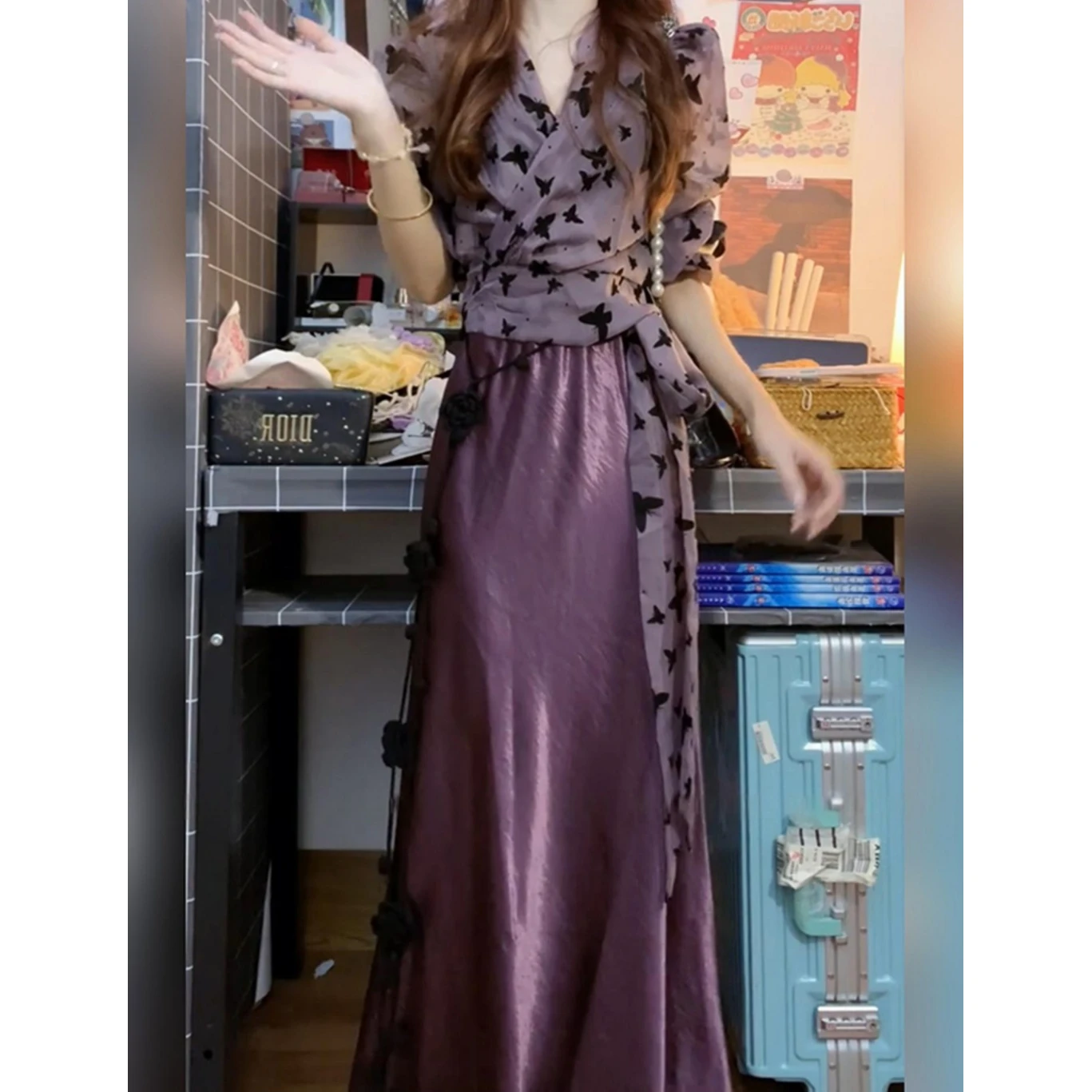 

Elegant V-neck Print Satin Skirt Set for Women Fashionable Retro Purple Floral Tie Waist Long Top Bottom Ensemble