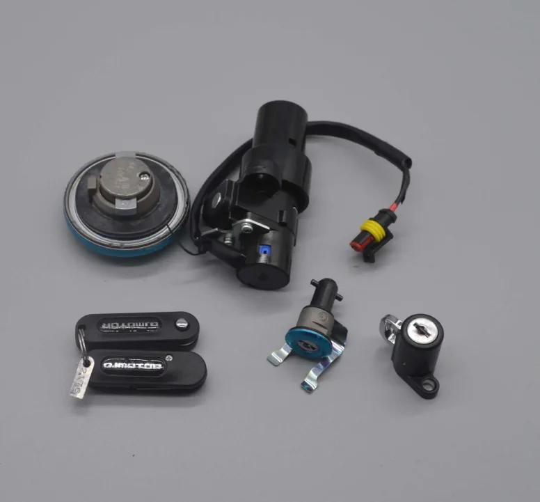 

Full set ignition key switch for QJIANG Benelli Imperiale 400 vintage motorbike BJ400-8