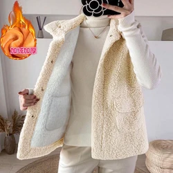 2021 Winter Imitation Lamb Wool And Plush Thickened Women's Vest Korean Version Versatile Girls' Vest For Casual Warmth Beige