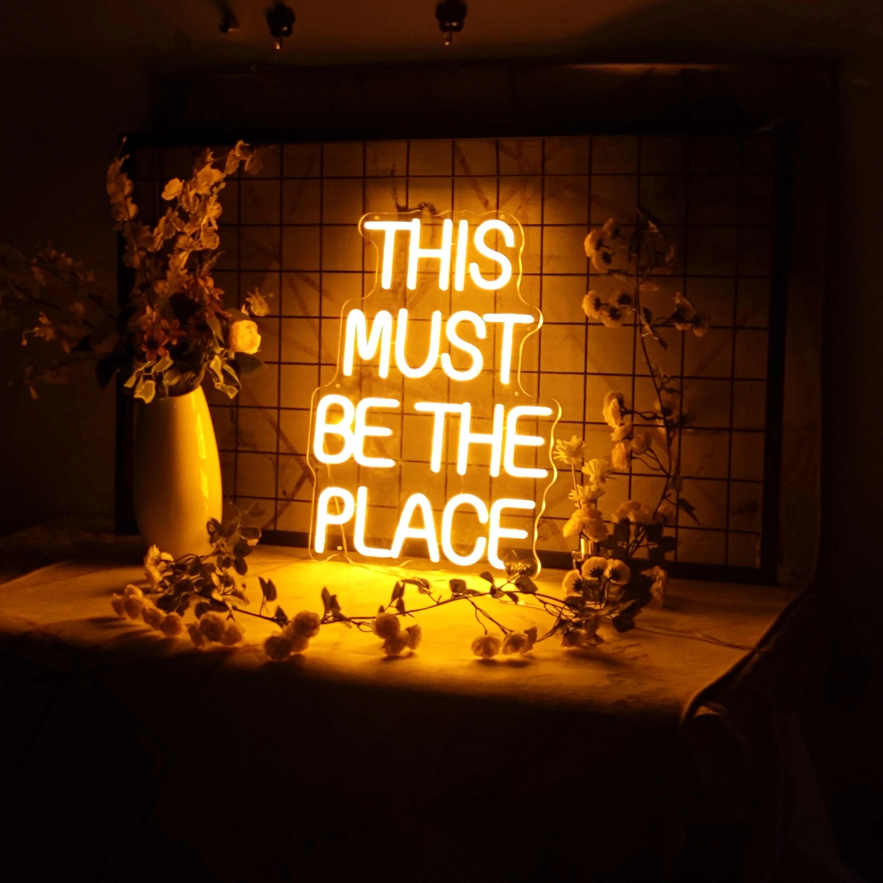 Custom neon monochrome/seven-color dazzling RGB lighting THIS MUST BE THE PLACE Sign For Wall Bar Restaurant Wedding D