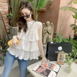 Temperament Round Neck Hollow Lace Sleeveless Shirt Women's 2024 Summer New Western Style Design Sense Niche Top Trend Cardigan