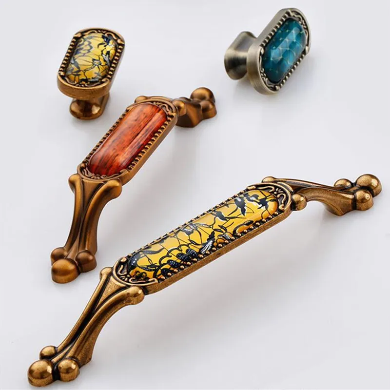KK&FING European Classical Crystal Zinc Alloy Cabinet Handles Drawer Knobs Vintage Wood Grain Cupboard Wardrobe Door Handle