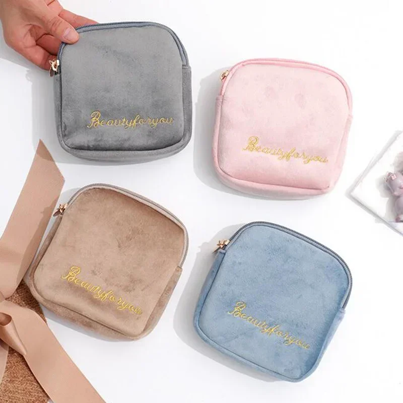 New Velvet Women Travel Cosmetic Bag Sanitary Napkins Storage Bag Fashion Cotton Coins Cosmetics Lipstick Storage Bag Purse