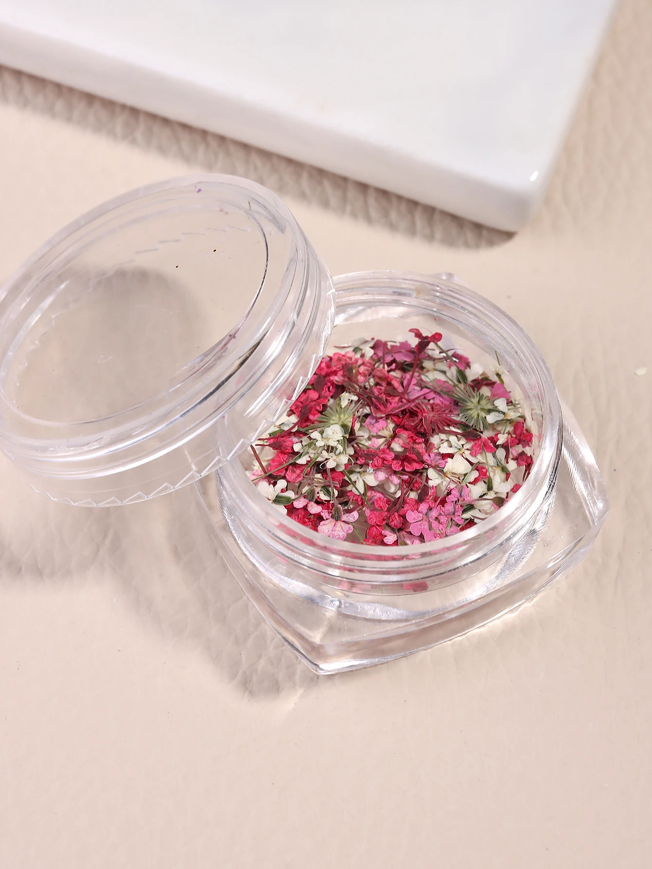 3D Mix Colors Flower Nail Art Sticker Resin – Sommerliche natürliche zerkleinerte Blumen-Aufkleber für Nagelkunst-Zubehör und Applikationen zum Selbermachen