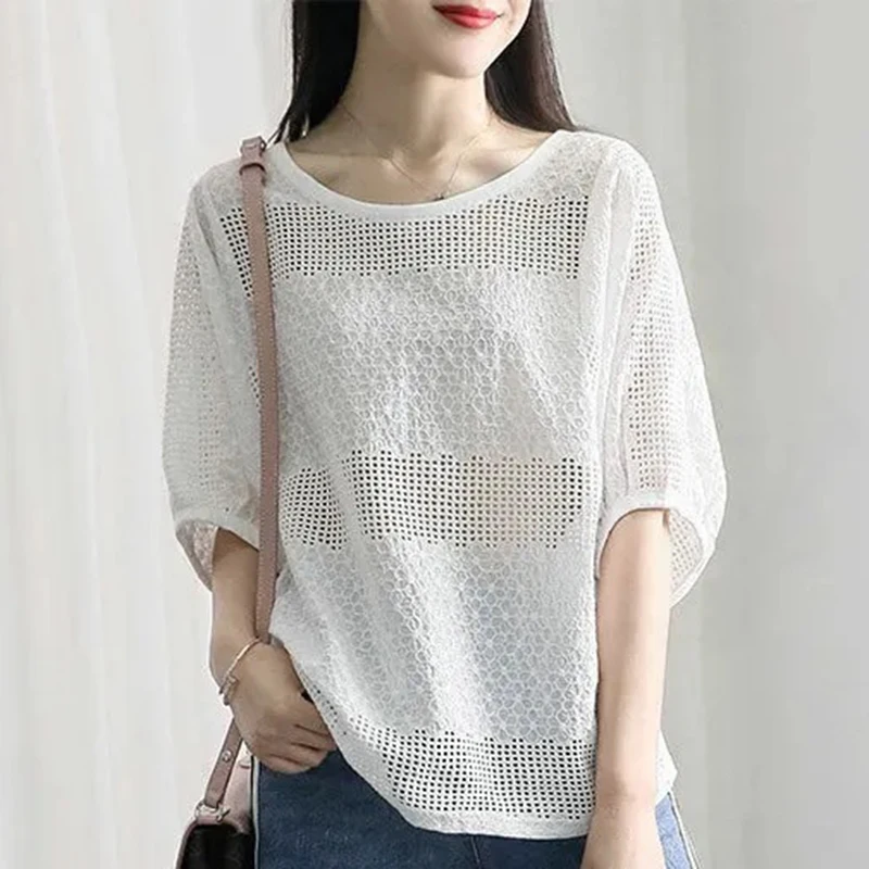 

Women Short Sleeve White Tops Loose O-Neck Clothes Summer Short Puff Sleeve Cotton Blouse Fashion Hollow Out Lace Shirt 28387