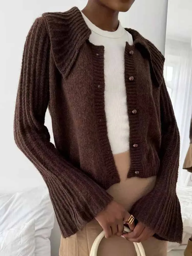 MCDV Słodki kardigan damski z dzianiny z kołnierzykiem Peter Pan, rozkloszowanymi rękawami, jednorzędowym zapięciem, luźnym krojem i krótkim krojem, sweter damski w stylu Y2k.