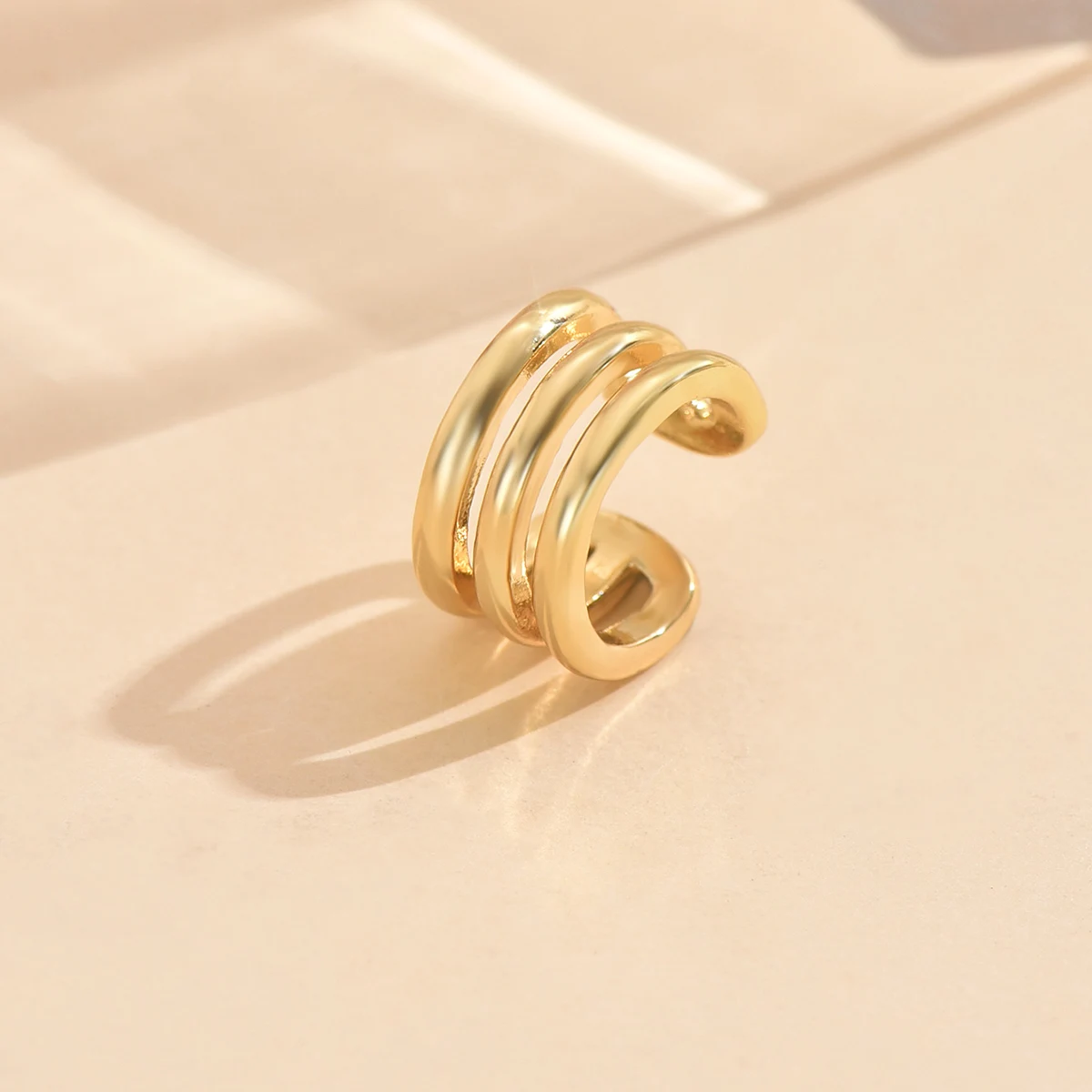 ALIYA Fake Piercing Stainless Steel Gold Color Round Clip Earrings for Women 2025 New Fashion Ear Cuff Heart Jewellery Gift